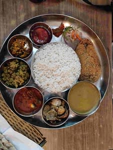 Things To Do In Goa in 2 Days Trip-Konkani canteen Thali- Goa Cuisine